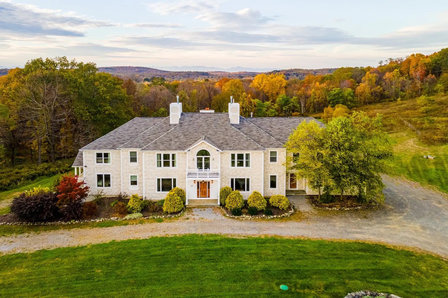 Rhinebrook Estate photograph 38